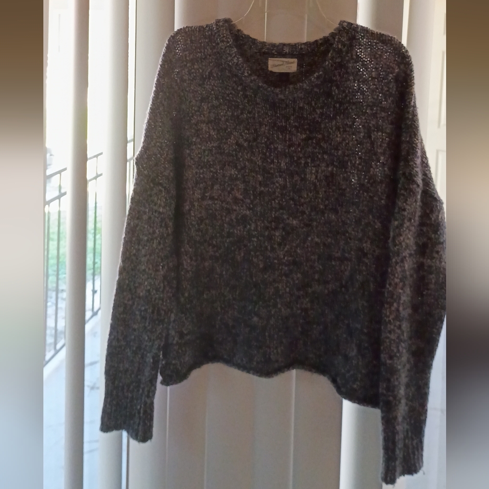Super Soft Long Sleeve Knit Universal Thread Sweater Woman's Pullover EUC Large